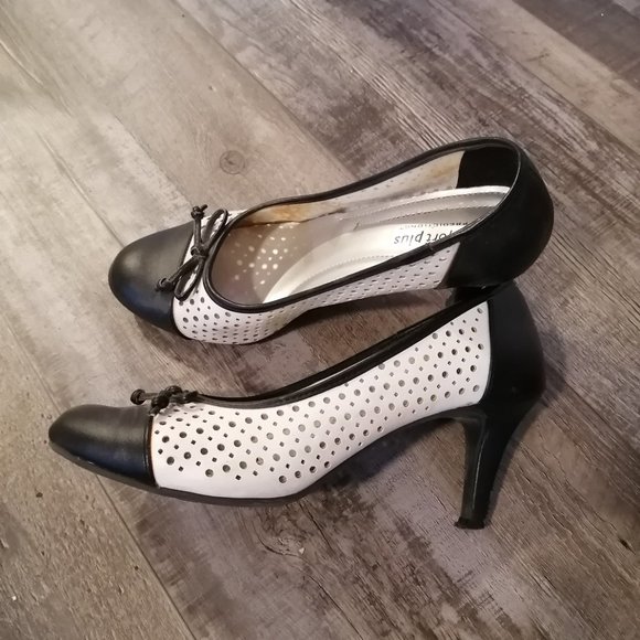 Predictions Black and White Shoes - Picture 4 of 5